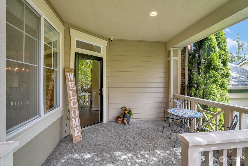 Photo of 6925 Elderberry Avenue SE, Snoqualmie, WA 98065 (MLS # 2229635)