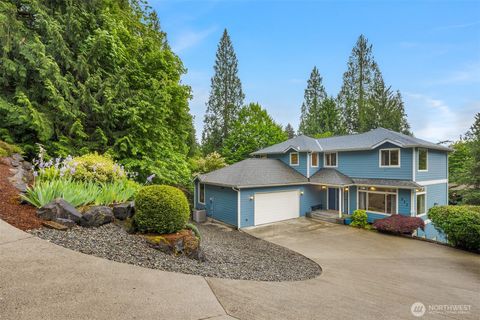 Photo of 211 210th Avenue NE, Sammamish, WA 98074 (MLS # 2526872)