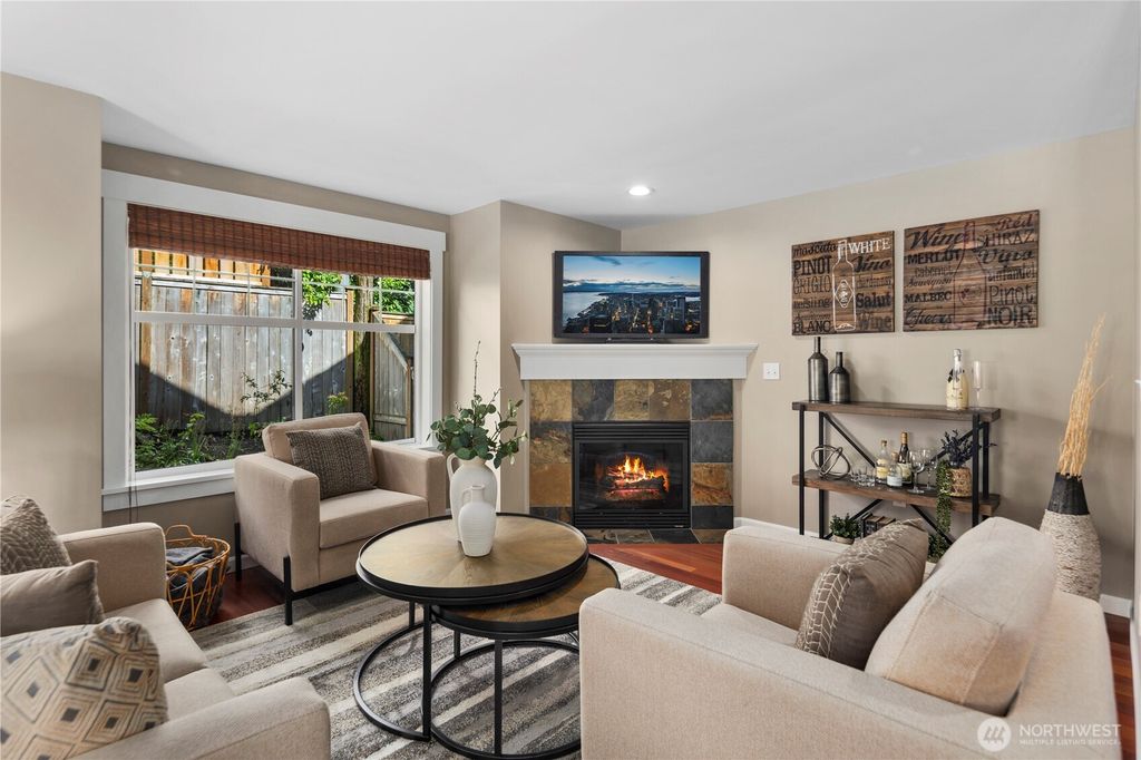 Photo of 830 15th Avenue #A, Seattle, WA 98122 (MLS # 2407648)