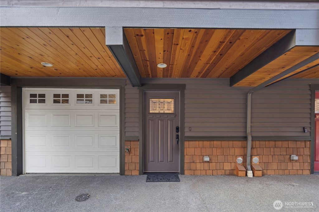 Photo of 830 15th Avenue #A, Seattle, WA 98122 (MLS # 2407648)