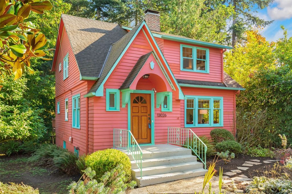 Photo of 13026 1st Avenue NE, Seattle, WA 98125 (MLS # 2309271)