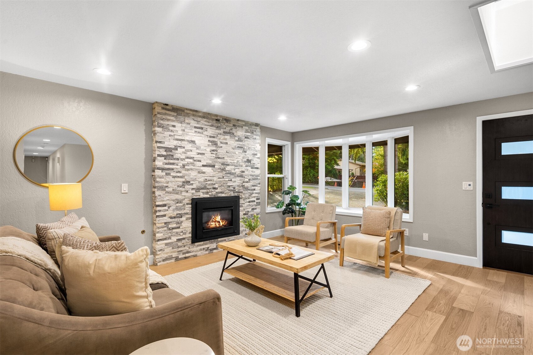 6832 122nd Avenue NE