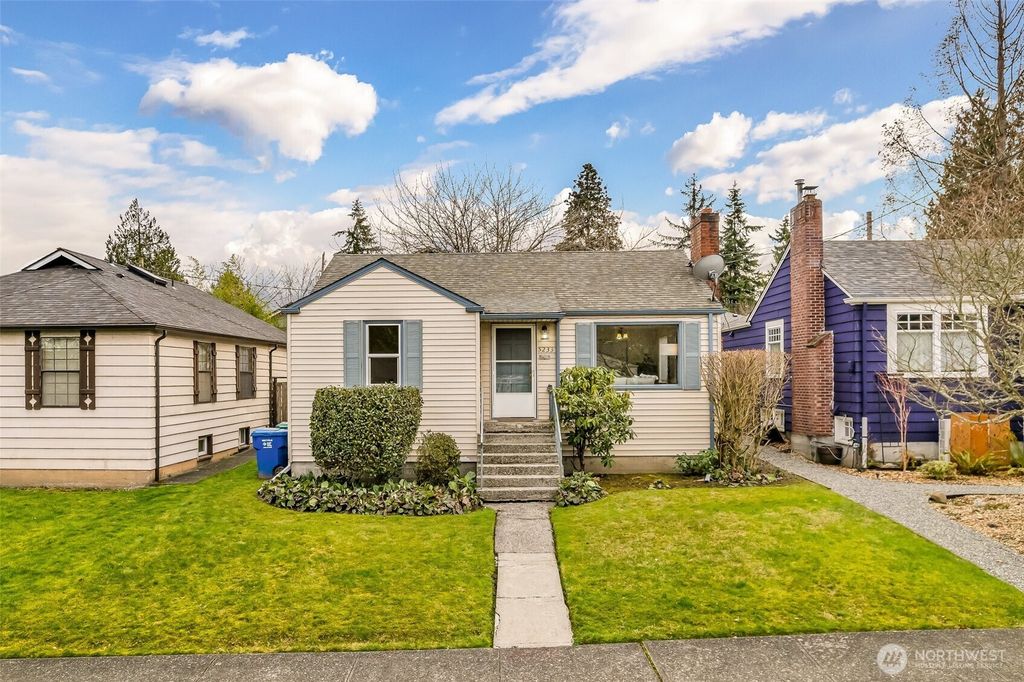 Photo of 5233 S Dawson Street, Seattle, WA 98118 (MLS # 2338763)