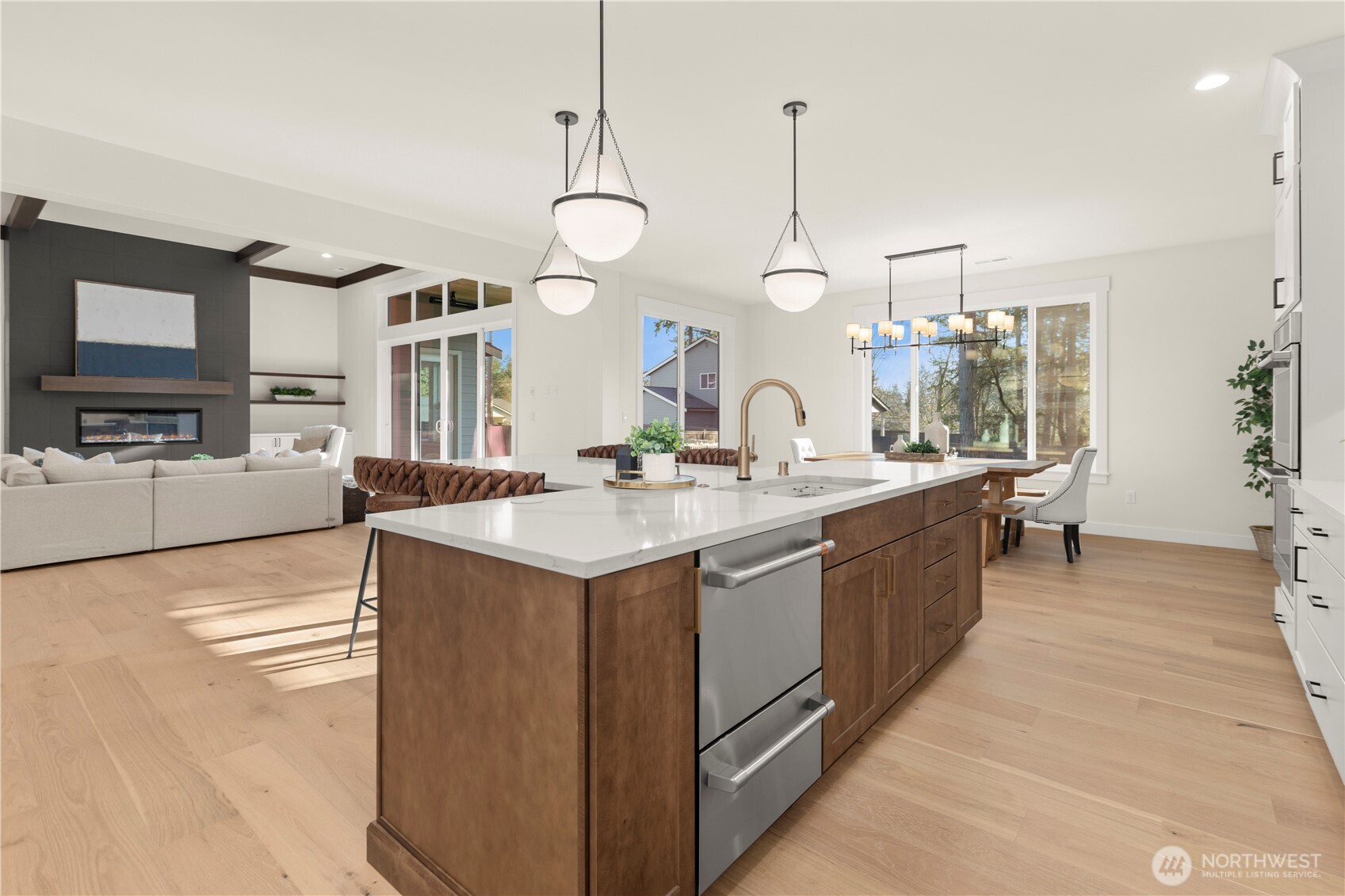 15323 210th Avenue Ct E