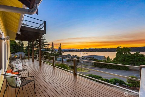3643 Beach Drive E Port Orchard WA 98366
