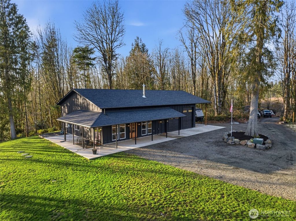 Photo of 3025 Stella Road, Longview, WA 98632 (MLS # 2477249)