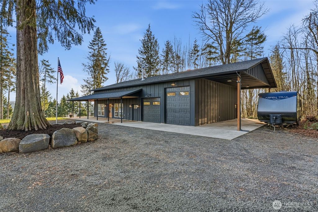 Photo of 3025 Stella Road, Longview, WA 98632 (MLS # 2477249)