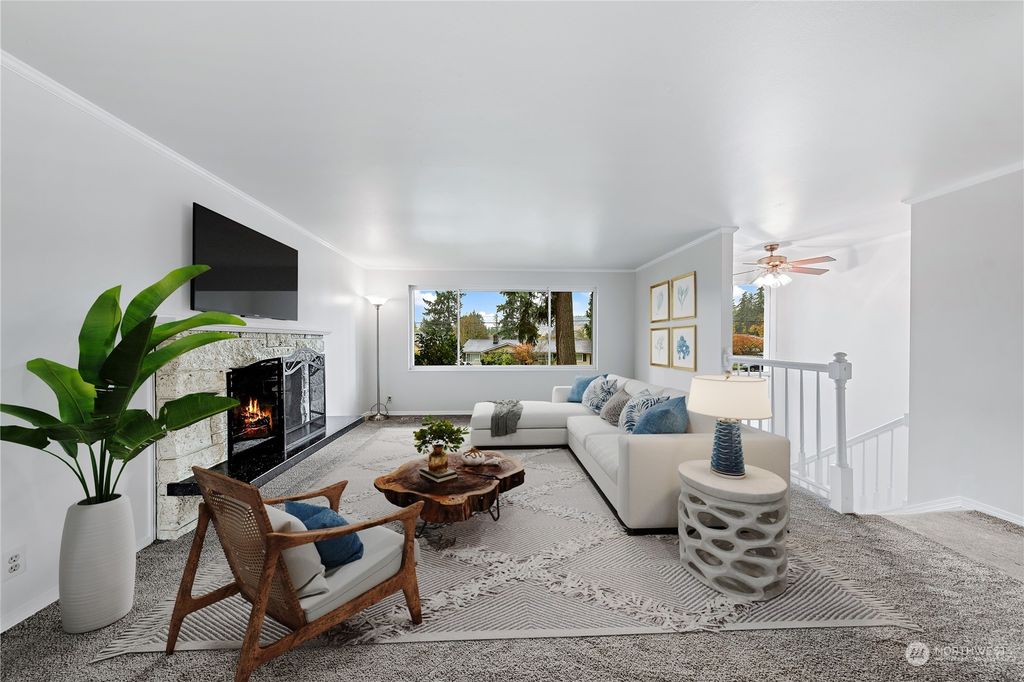 Photo of 14617 SE 113th Street St, Renton, WA 98059 (MLS # 2173367)