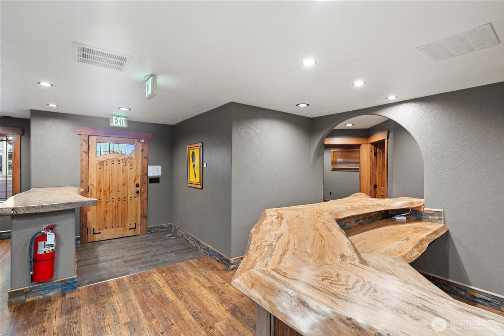 1207 E Main Street