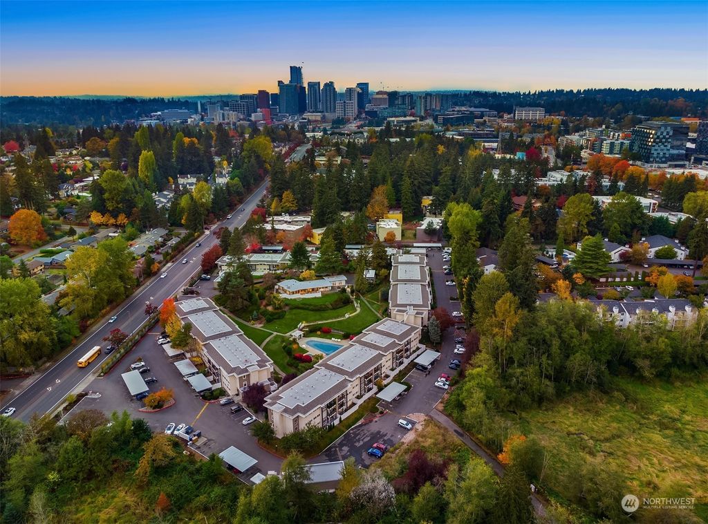 Photo of 831 126th Place NE #B202, Bellevue, WA 98005 (MLS # 2014196)