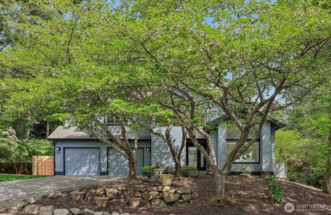 Photo of 15004 61st Place NE, Kenmore, WA 98028 (MLS # 2510559)