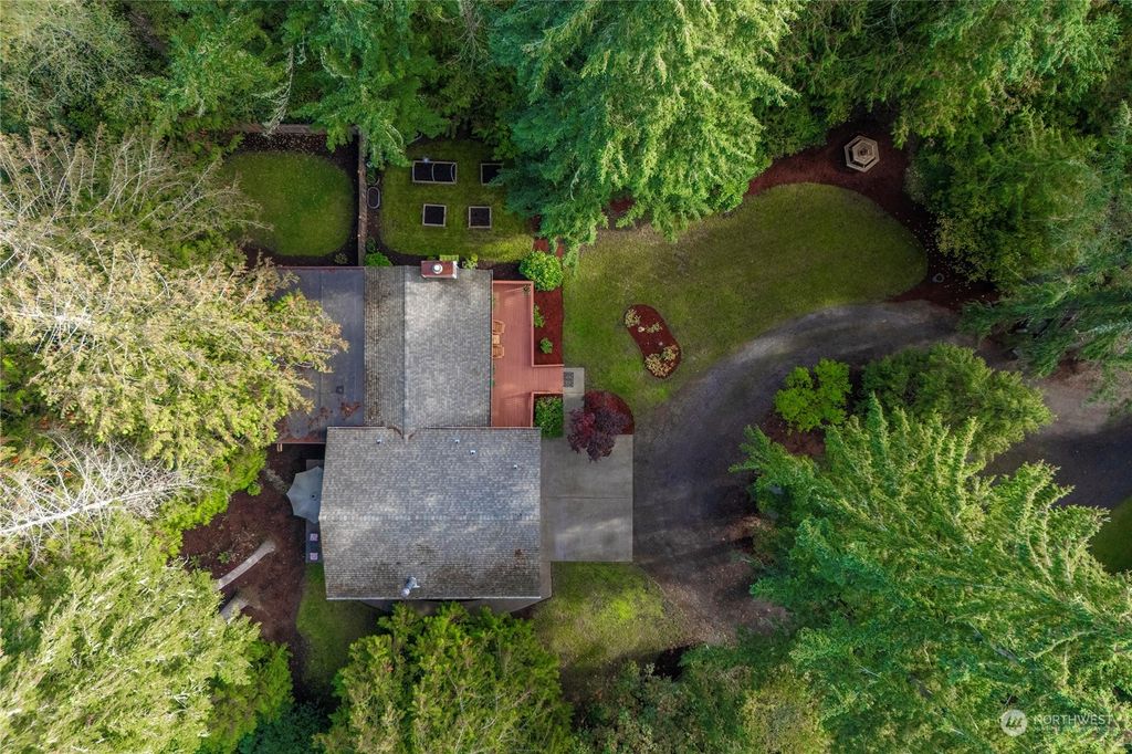 Photo of 24806 184th Place SE, Covington, WA 98042 (MLS # 2295561)