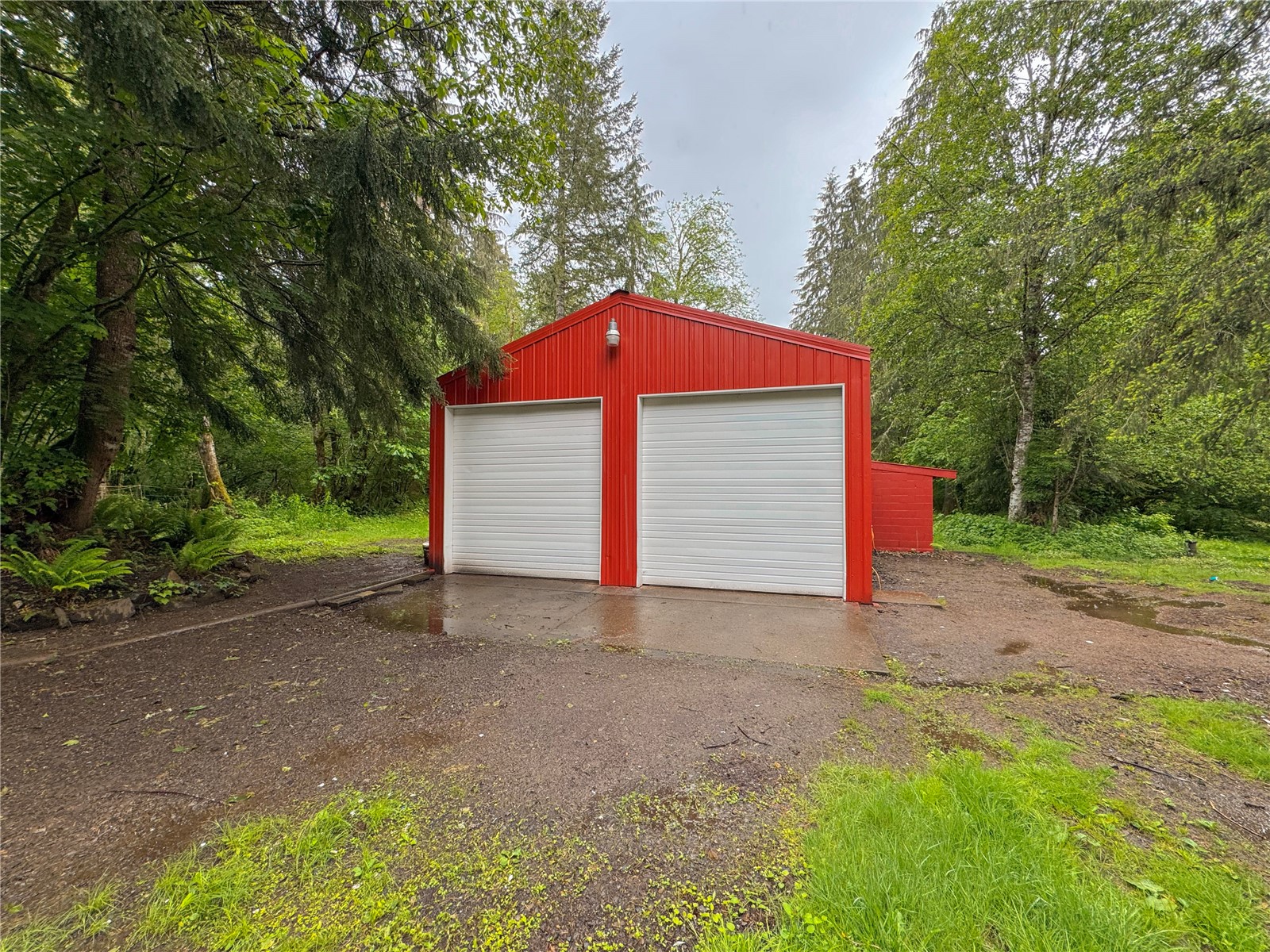 138 Thompson Road 11