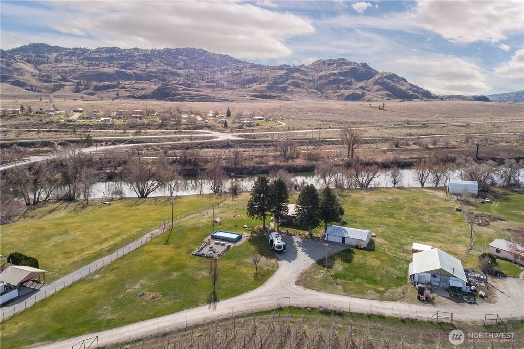 Photo of 5 Alaska Street, Malott, WA 98829 (MLS # 2494545)