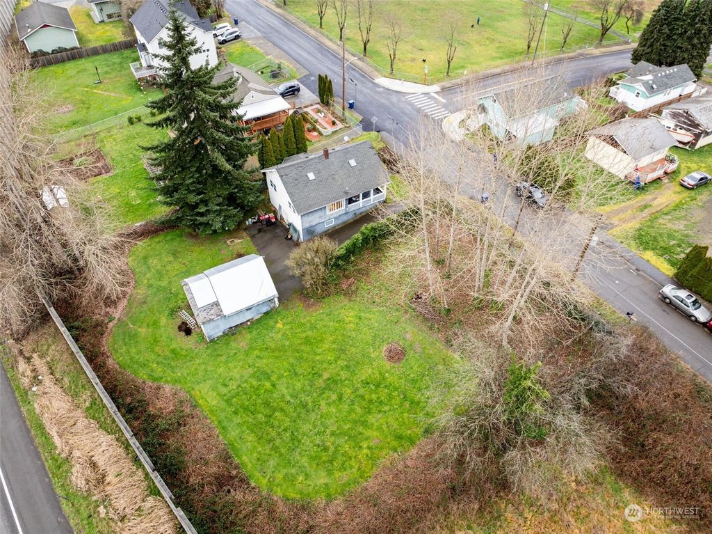 Photo of 13901 51st Avenue S, Tukwila, WA 98168 (MLS # 2202707)