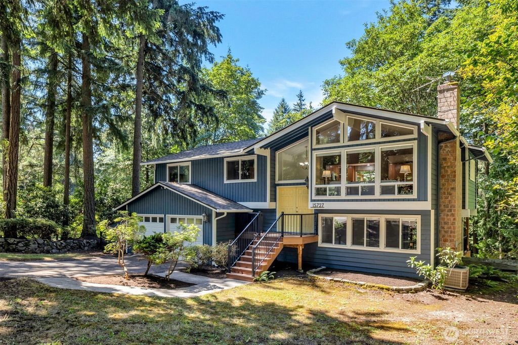 Photo of 15727 154th Avenue NE, Woodinville, WA 98072 (MLS # 2544373)