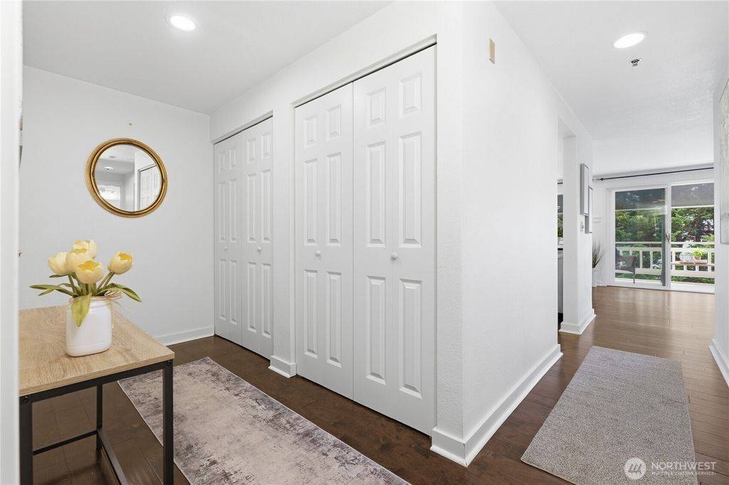 Photo of 28701 6th Place S #107, Des Moines, WA 98198 (MLS # 2490788)