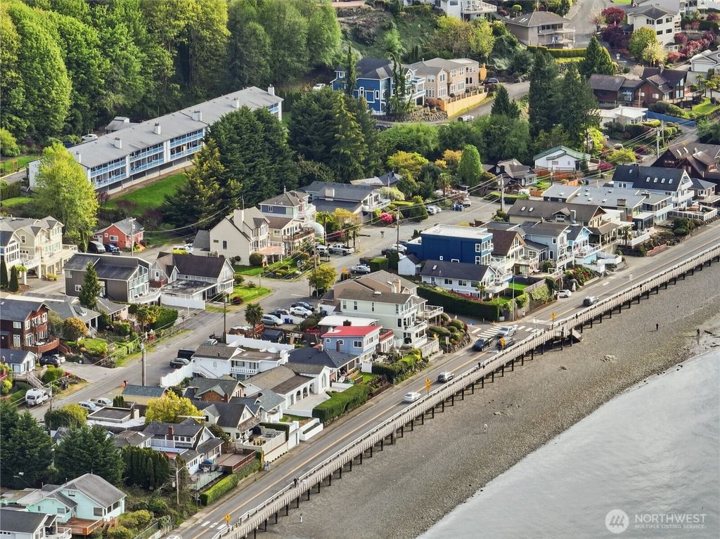 Photo of 28701 6th Place S #107, Des Moines, WA 98198 (MLS # 2490788)