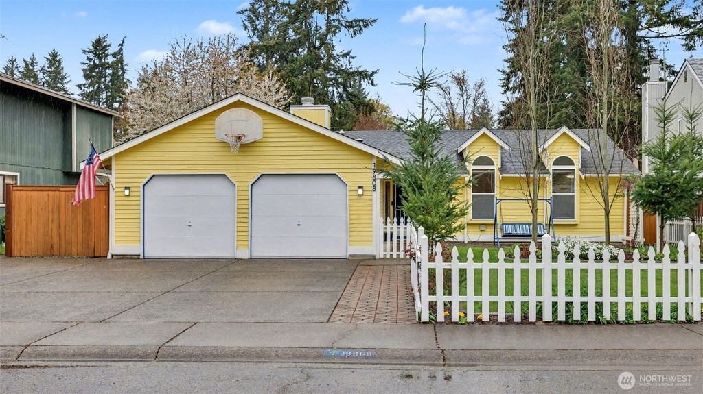 Photo of 19808 SE 266th Court, Covington, WA 98042 (MLS # 2507971)