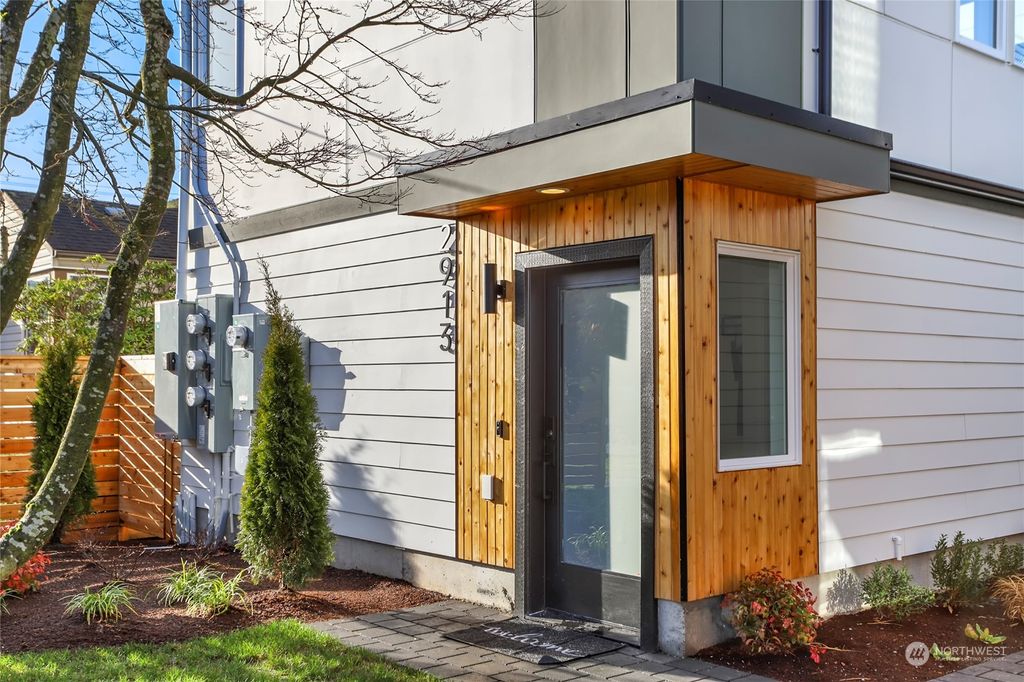 Photo of 2913 13th Avenue S, Seattle, WA 98144 (MLS # 2186255)