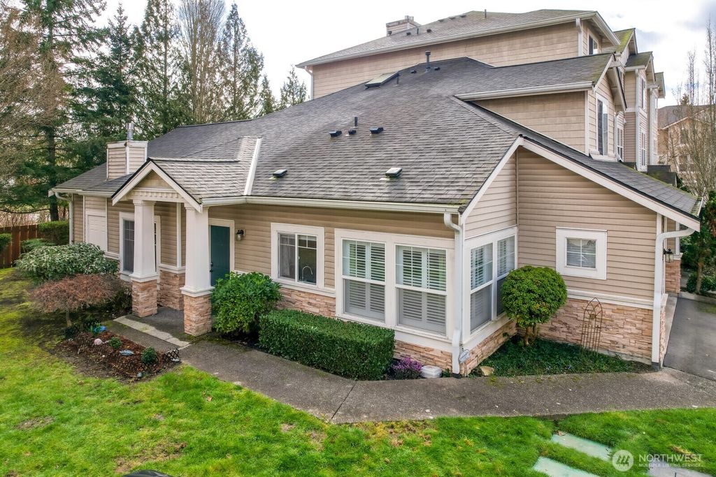 Photo of 23216 63rd Place S #27-1, Kent, WA 98032 (MLS # 2476702)