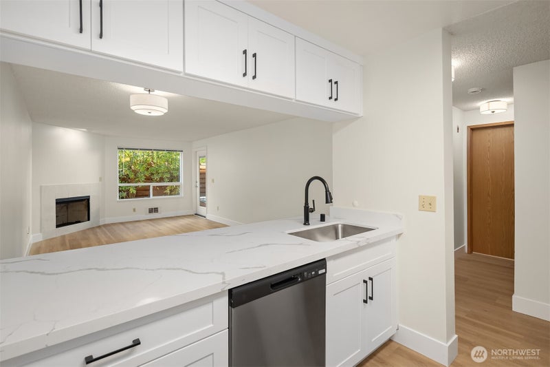 10501 8th Avenue NE 127