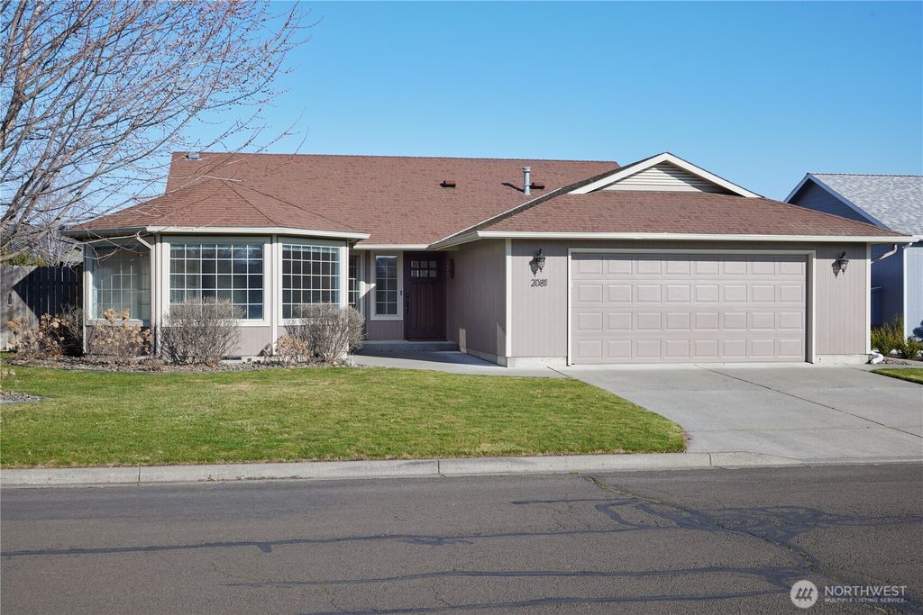 Photo of 2081 Gemstone Drive, Walla Walla, WA 99362 (MLS # 2486733)