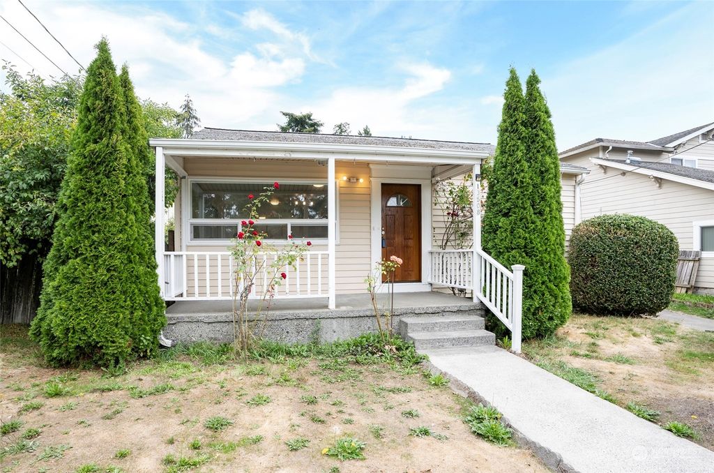 Photo of 13508 24th Avenue S, SeaTac, WA 98168 (MLS # 2262290)