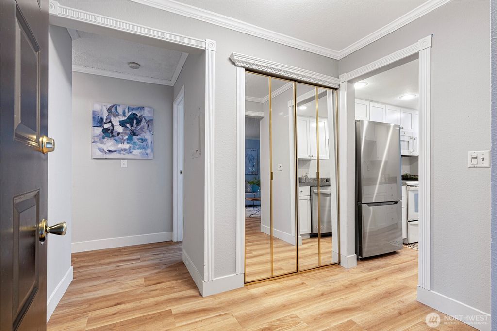 Photo of 10401 NE 32nd Place #A101, Bellevue, WA 98004 (MLS # 2493286)