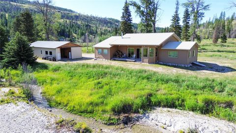 Photo of 333 Bonaparte Lake Road, Tonasket, WA 98859 (MLS # 2509627)