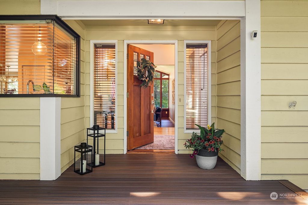 Photo of 7282 NE 122nd Street, Kirkland, WA 98034 (MLS # 2261809)