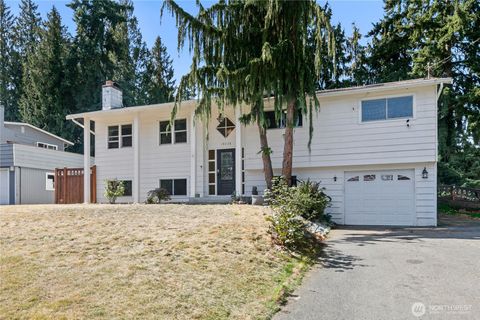 Photo of 18228 42nd Place W, Lynnwood, WA 98037 (MLS # 2504618)