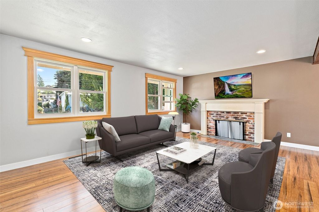 Photo of 18228 42nd Place W, Lynnwood, WA 98037 (MLS # 2504618)