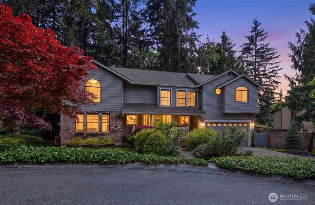 Photo of 1610 202nd Place SW, Lynnwood, WA 98036 (MLS # 2521231)