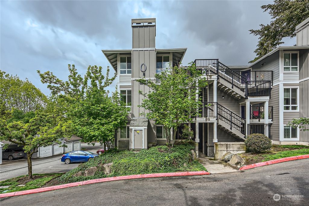 Photo of 3901 243rd Place SE #O-203, Bothell, WA 98021 (MLS # 2233998)