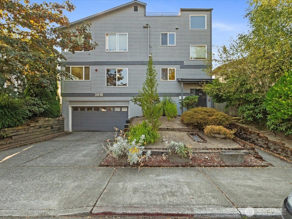 Photo of 3810 Hoyt Avenue #A, Everett, WA 98201 (MLS # 2571896)