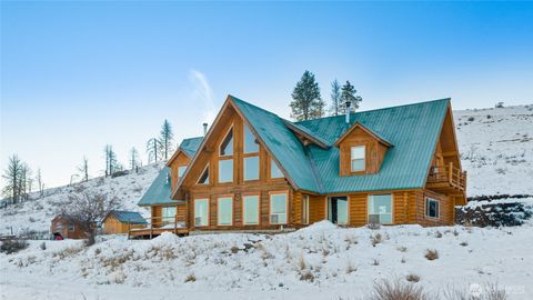 Photo of 26200 N Wenas Road, Selah, WA 98942 (MLS # 2462881)