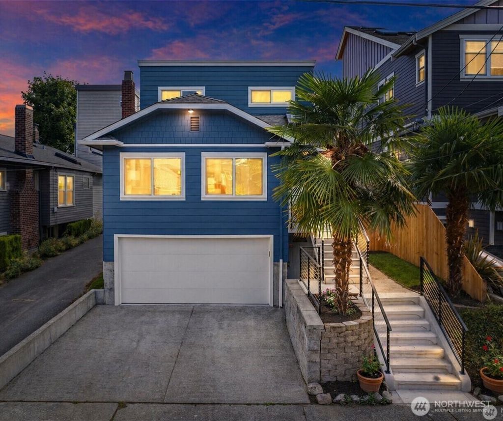 Photo of 1116 6th Avenue N, Seattle, WA 98109 (MLS # 2513833)