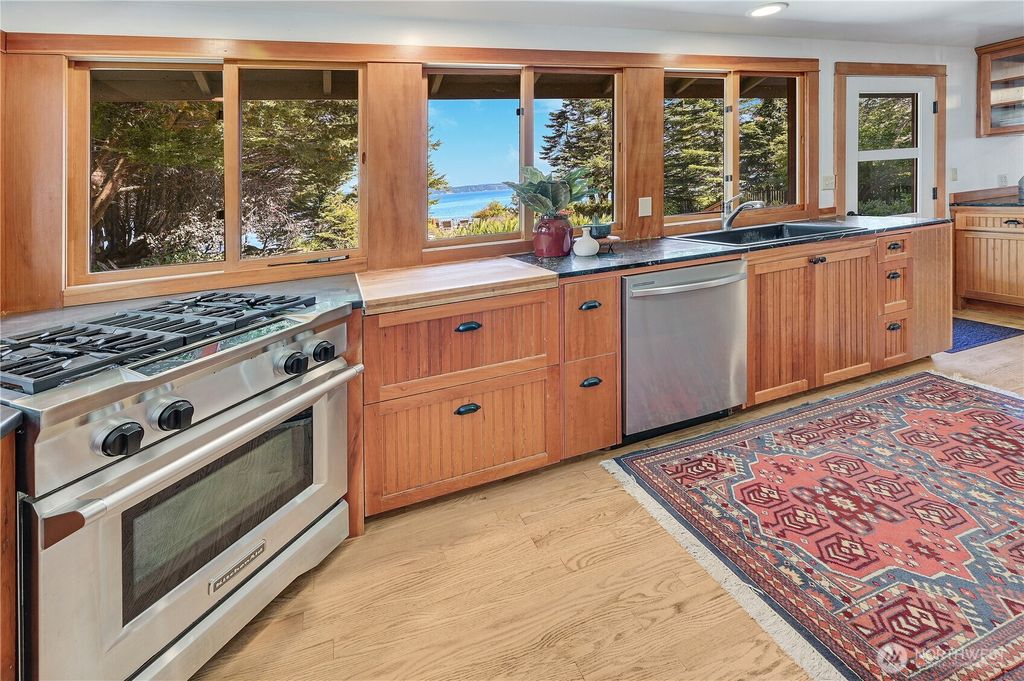 listing image 9360332069800291643