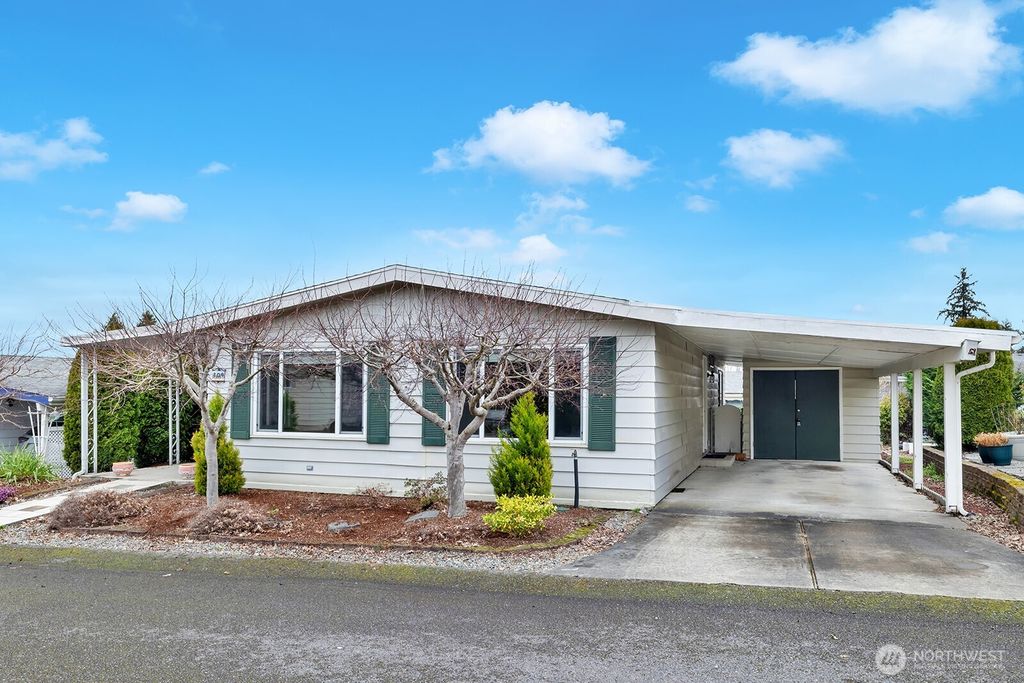Photo of 2500 Alder Street #104, Milton, WA 98354 (MLS # 2354437)