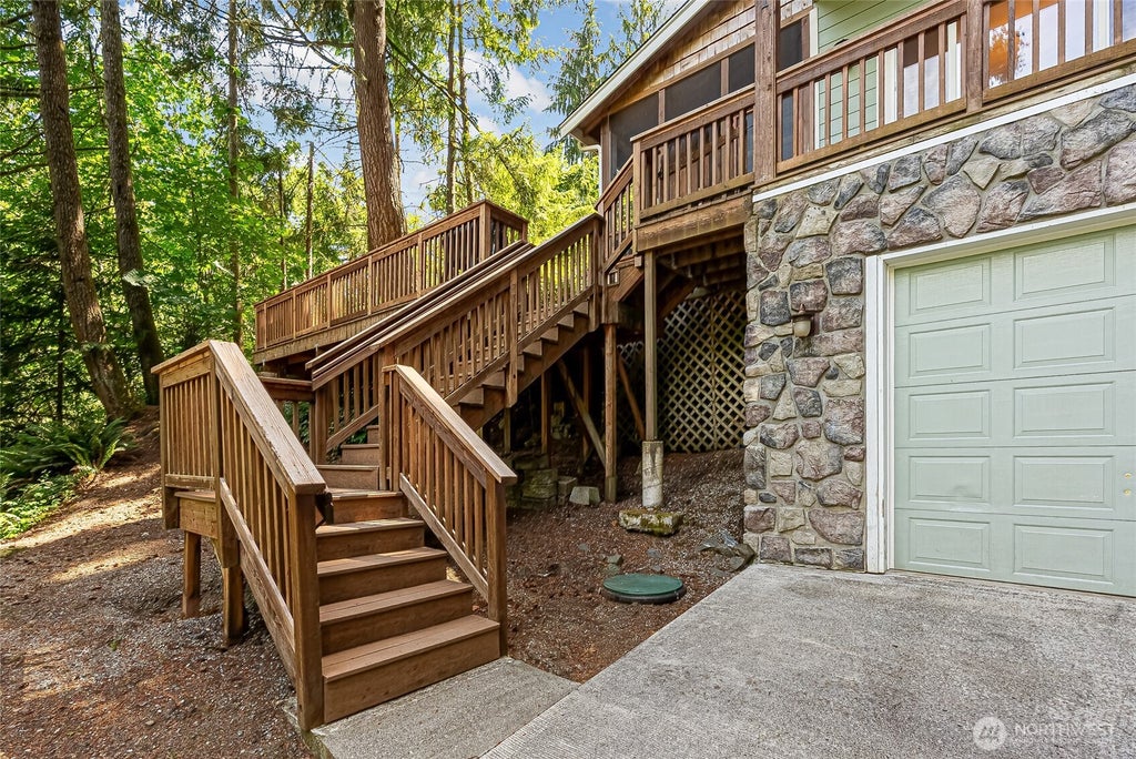 Photo of 61 Louise View Drive, Bellingham, WA 98229 (MLS # 2534972)