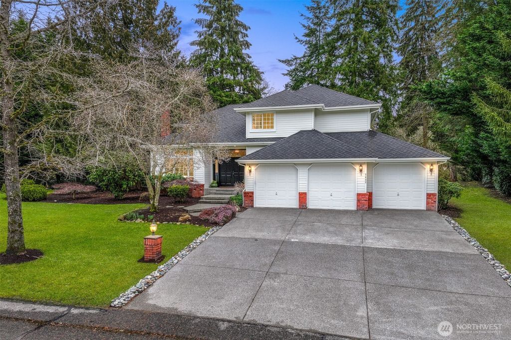 Photo of 7432 245th Way NE, Redmond, WA 98053 (MLS # 2336570)