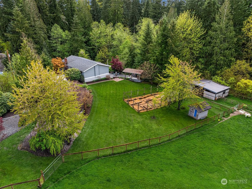 Photo of 16809 269th Avenue SE, Issaquah, WA 98027 (MLS # 2223367)