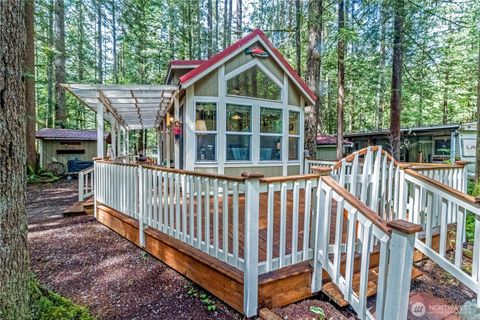 Photo of 86 3 Sunset Circle, Deming, WA 98244 (MLS # 2380210)