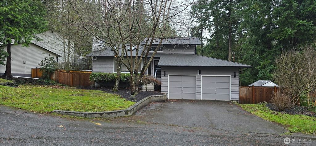 Photo of 14711 70th Court NE, Kenmore, WA 98028 (MLS # 2447238)