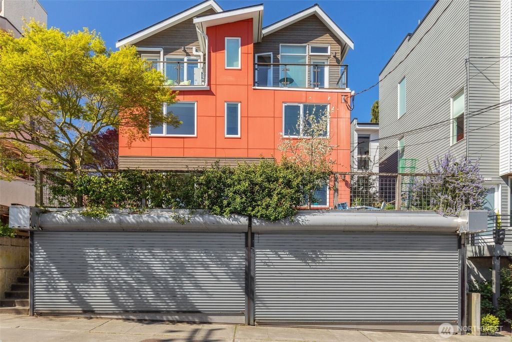 Photo of 1529 Grandview Place E, Seattle, WA 98112 (MLS # 2502383)