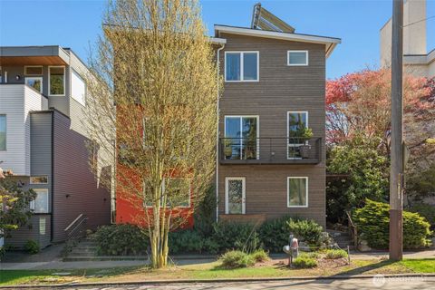 Photo of 1529 Grandview Place E, Seattle, WA 98112 (MLS # 2502383)