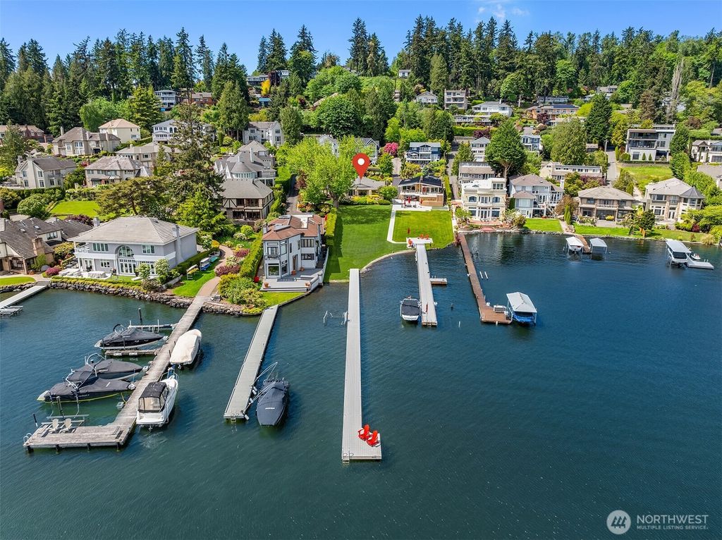 Photo of 8515 NE Juanita Drive, Kirkland, WA 98034 (MLS # 2370616)