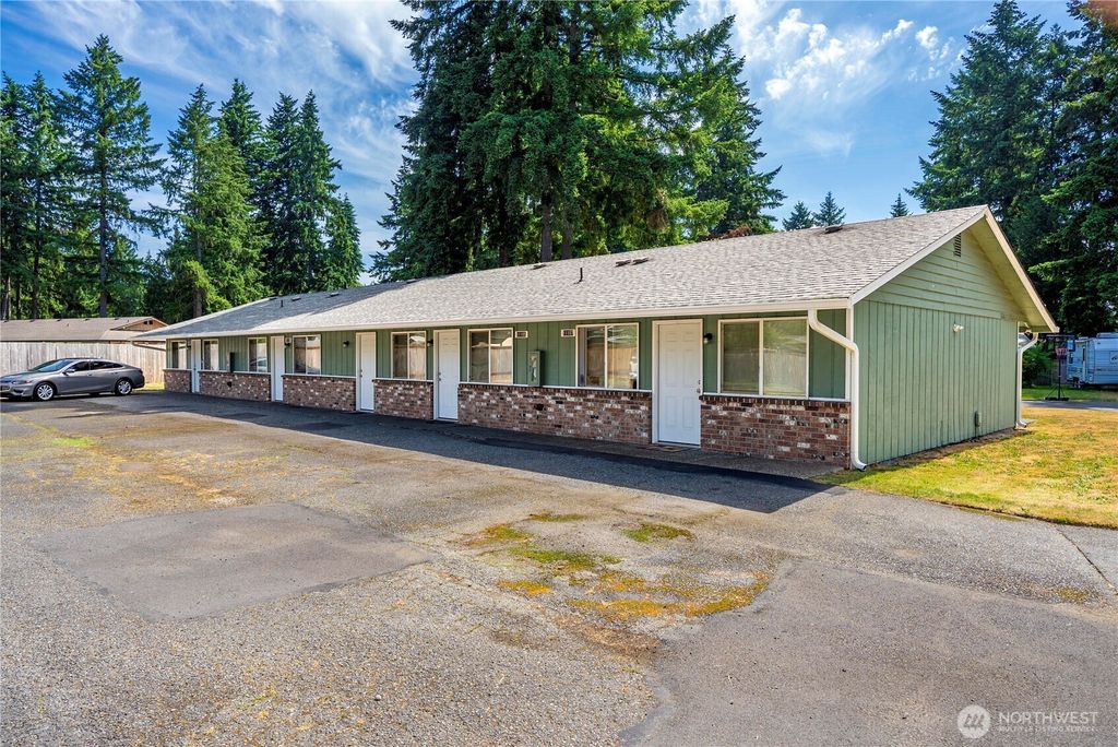 Photo of 11101 124th Street SE, Puyallup, WA 98374 (MLS # 2460986)