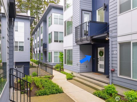 Photo of 2116 N 147th St ST #E, Shoreline, WA 98133 (MLS # 2518176)